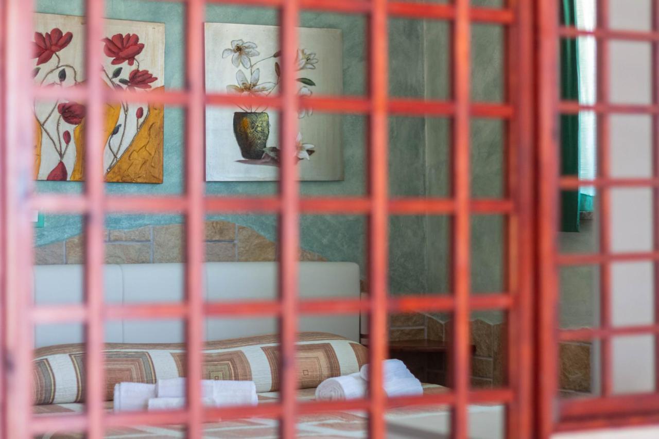 Roccabianca Rooms & Studios Stintino Eksteriør billede
