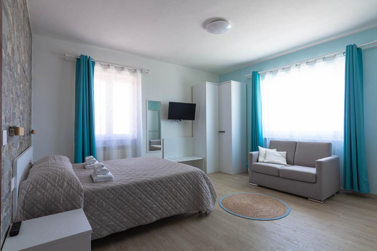 Roccabianca Rooms & Studios Stintino Eksteriør billede