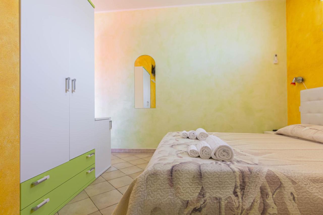 Roccabianca Rooms & Studios Stintino Eksteriør billede